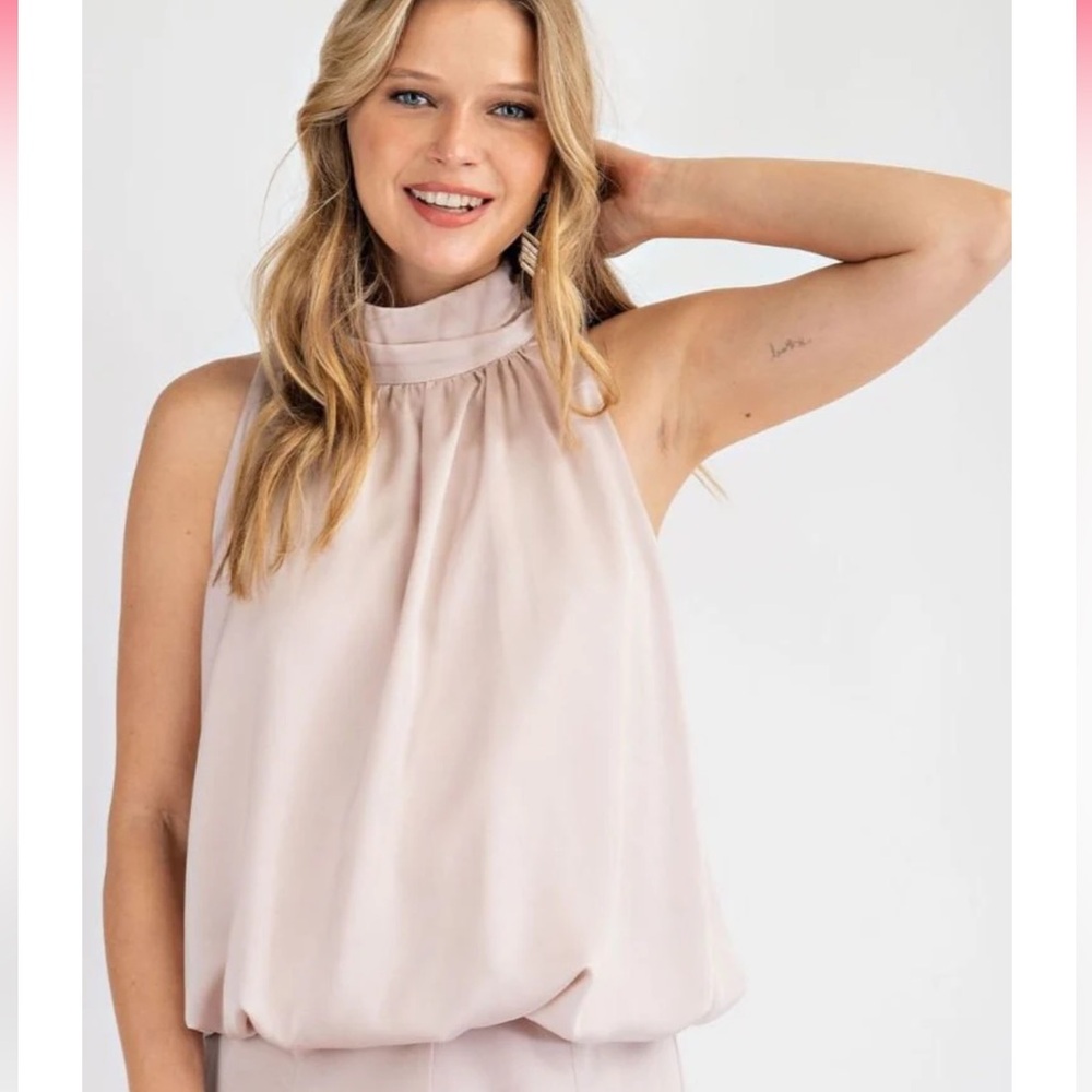 NWT Super Cute Bubble Hem Top
